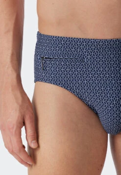 Schiesser Bade-Sir Knitwear Swim Briefs Recycled Zip Pocket Dark Blue Patterned - Marineland -Uni Style Shop bade sir wirkware recycelt reissverschlusstasche dunkelblau gemustert marineland 179187 803 detail3