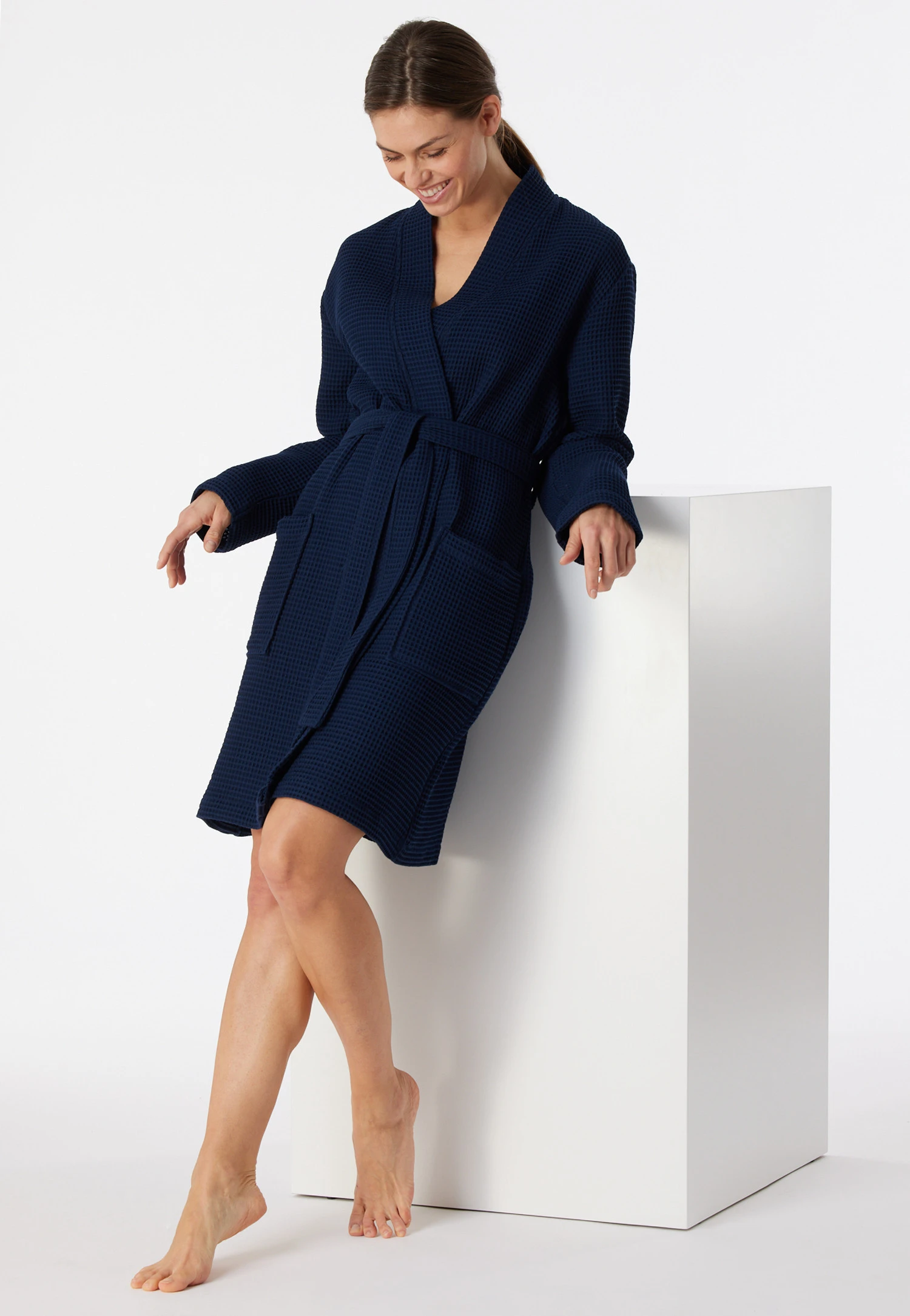 Uni Style Shop -Uni Style Shop bademantel waffelpiqu dunkelblau essentials 178411 803 front