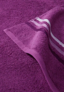 Towel Skyline Color 50x100 Purple - SCHIESSER Home
