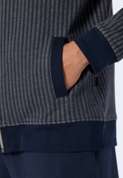 Schiesser Leisure Suit Tencel Stand-up Collar Zipper Cuffs Herringbone Pattern Dark Blue - Sleep+Lounge -Uni Style Shop hausanzug tencel stehkragen zipper buendchen fischgradmuster dunkelblau sleep lounge 178040 803 detail4