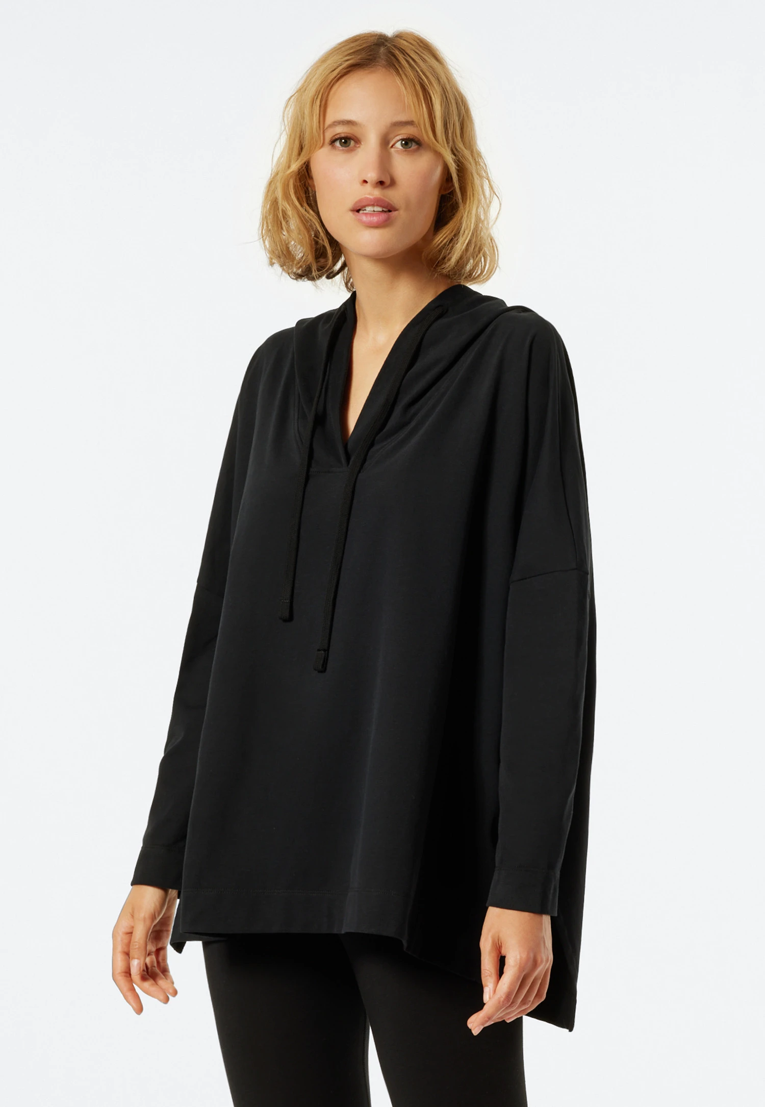 Schiesser Hoodie Long-sleeved Black - Revival Martina 6 Schiesser Hoodie Long-sleeved Black - Revival Martina - Image 6