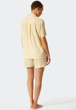 Schiesser Pajamas Short Woven Fabric Stripes Yellow - Pyjama Story -Uni Style Shop pyjama kurz webware streifen gelb pyjama story 176991 600 back