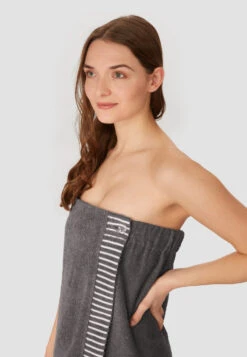 Sauna Towel Buttons Anthracite - SCHIESSER Home