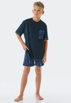 Schiesser Pajamas Short Organic Cotton Chest Pocket Fish Dark Blue - Aquatic Flow 7 Schiesser Pajamas Short Organic Cotton Chest Pocket Fish Dark Blue - Aquatic Flow -Uni Style Shop schlafanzug kurz organic cotton brusttasche fische dunkelblau aquatic flow 178986 803 detail2