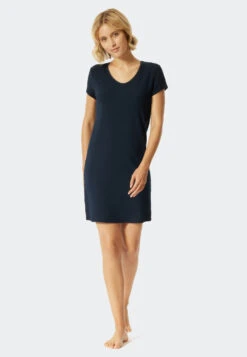 Schiesser Sleep Shirt Short-sleeved Double Rib V-neck Midnight Blue - Modern Rib - Natural Dye 6 Schiesser Sleep Shirt Short-sleeved Double Rib V-neck Midnight Blue - Modern Rib - Natural Dye -Uni Style Shop sleepshirt kurzarm doppelripp v ausschnitt nachtblau modern rib natural dye 176851 804 detail2