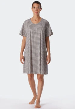 Schiesser Sleep Shirt Short-sleeved Organic Cotton Wide A-shape Graphic Print Multicolored - Flared Fit 6 Schiesser Sleep Shirt Short-sleeved Organic Cotton Wide A-shape Graphic Print Multicolored - Flared Fit -Uni Style Shop sleepshirt kurzarm organic cotton weite a form grafik print multicolor flared fit 1 179252 913 detail2