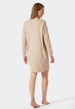 Schiesser Sleep Shirt Long-sleeved Modal Oversized Cuffs Sand - Modern Nightwear 7 Schiesser Sleep Shirt Long-sleeved Modal Oversized Cuffs Sand - Modern Nightwear -Uni Style Shop sleepshirt langarm modal oversized buendchen sand modern nightwear 177685 410 back