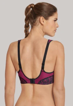 Schiesser Sports Bra Molded Cups Wireless High Support Berry-black Patterned - Active -Uni Style Shop sport bh gemodelte cups buegellos high support beere gemustert active 161899 512 back