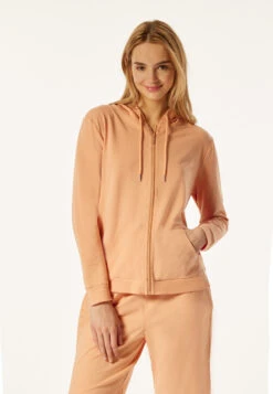 Schiesser Sweatsuit Jacket Tencel Sustainable Hood Pockets Cuffs Peach - Lounge Refibra -Uni Style Shop sweatjacke tencel nachhaltig kapuze taschen buendchen pfirsich lounge refibra 176936 612 detail3