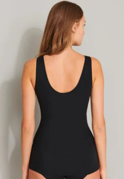 Schiesser Strappy Top Microware Removable Pads Black - Invisible Soft -Uni Style Shop traegertop microfaser herausnehmbare pads schwarz invisible soft 170365 000 detail4