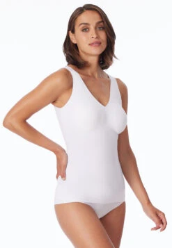 Schiesser Strappy Top Microware Removable Pads White - Invisible Soft -Uni Style Shop traegertop microfaser herausnehmbare pads weiss invisible soft 170365 100 front